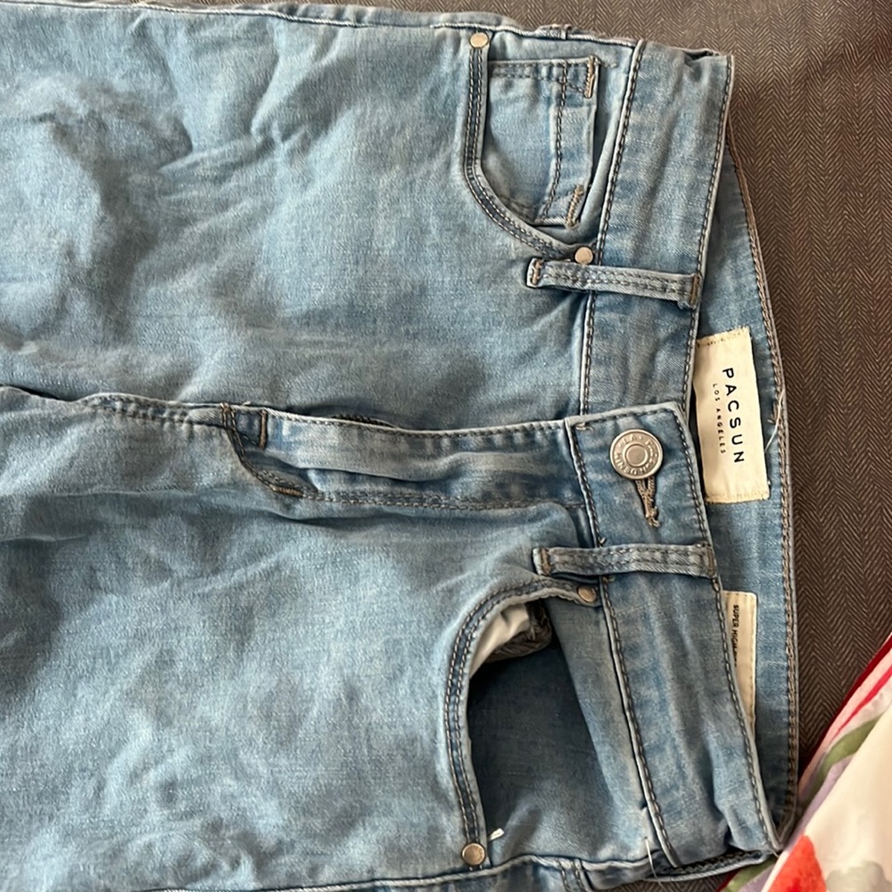 Packing jeggings